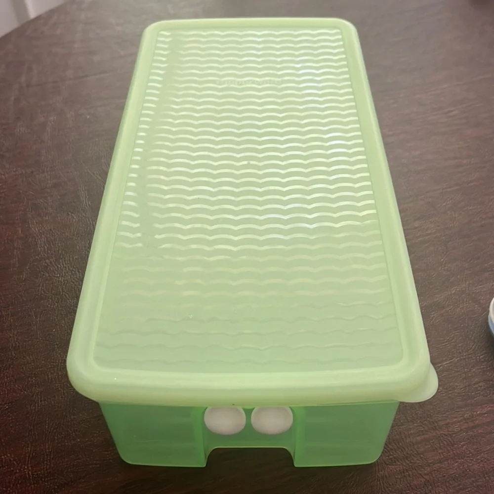 Tupperware fridge smart container